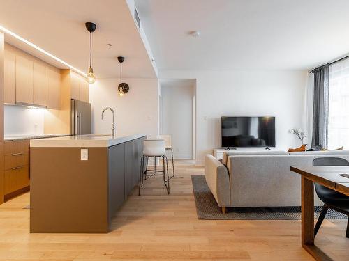 Living room - 2104-101 Rue Peel, Montréal (Le Sud-Ouest), QC - Indoor Photo Showing Kitchen