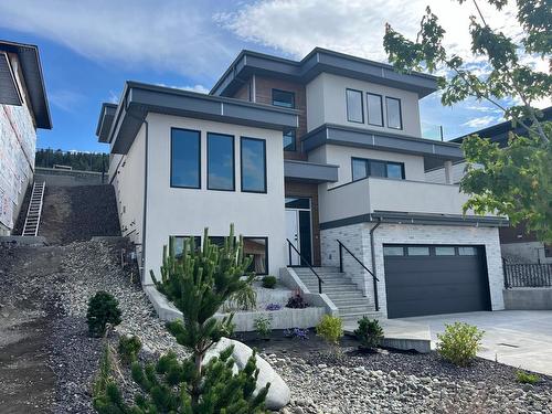 2109 Linfield Drive, Kamloops, BC - Outdoor With Facade