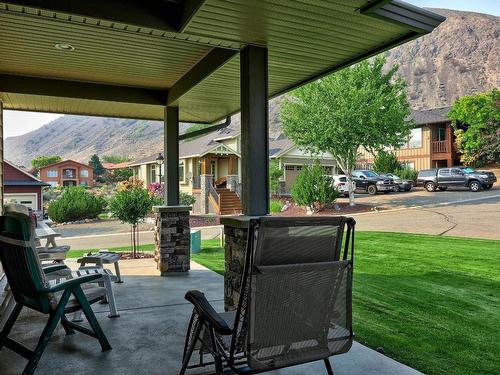 528 Trillium Way, Kamloops, BC - Outdoor With Deck Patio Veranda With Exterior