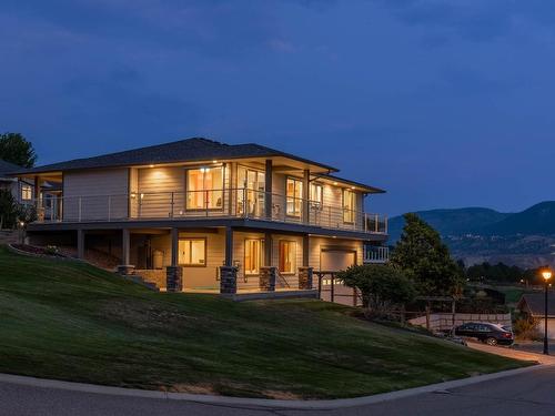 528 Trillium Way, Kamloops, BC - Outdoor With Deck Patio Veranda