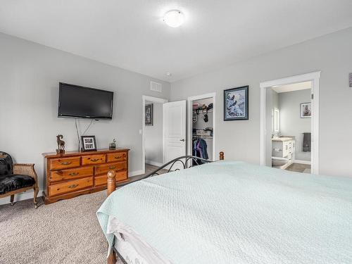 1460 Lopez Creek Drive, Cache Creek, BC - Indoor Photo Showing Bedroom