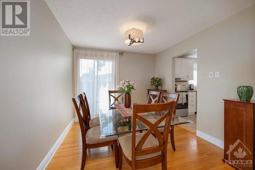 67 Woodmount Crescent, Ottawa, ON - Indoor Photo Showing Dining Room