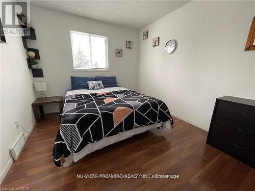 988 Prosperity Court, London, ON - Indoor Photo Showing Bedroom