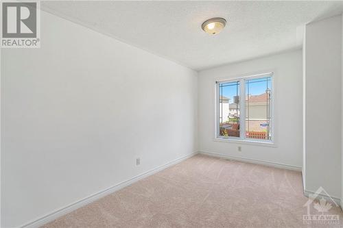 100 Marrissa Avenue, Ottawa, ON - Indoor Photo Showing Other Room