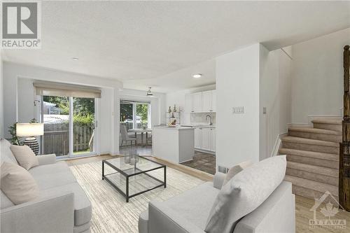 100 Marrissa Avenue, Ottawa, ON - Indoor Photo Showing Living Room