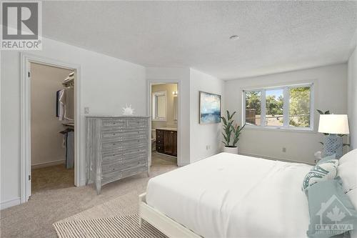 100 Marrissa Avenue, Ottawa, ON - Indoor Photo Showing Bedroom