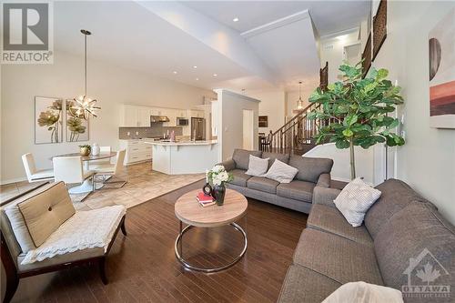 Family room - 132 Palfrey Way, Stittsville, ON - Indoor Photo Showing Living Room