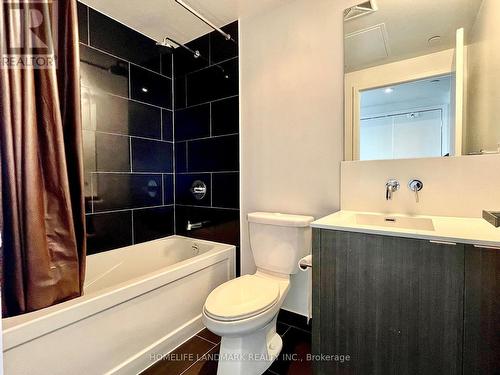 4408 - 100 Harbour Street, Toronto (Waterfront Communities), ON - Indoor Photo Showing Bathroom