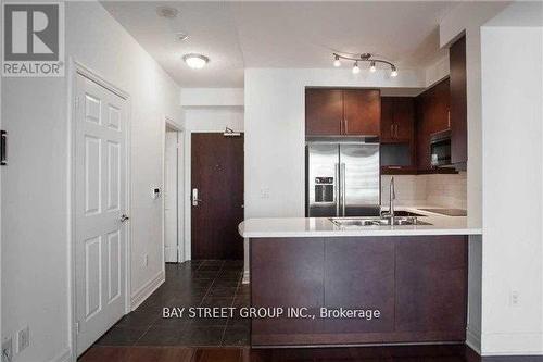 1505 - 35 Balmuto Street, Toronto, ON - Indoor Photo Showing Kitchen With Double Sink