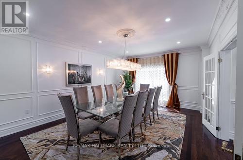 384 Kennedy Street W, Aurora (Aurora Highlands), ON - Indoor Photo Showing Dining Room