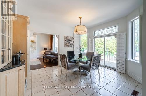 384 Kennedy Street W, Aurora (Aurora Highlands), ON - Indoor Photo Showing Dining Room