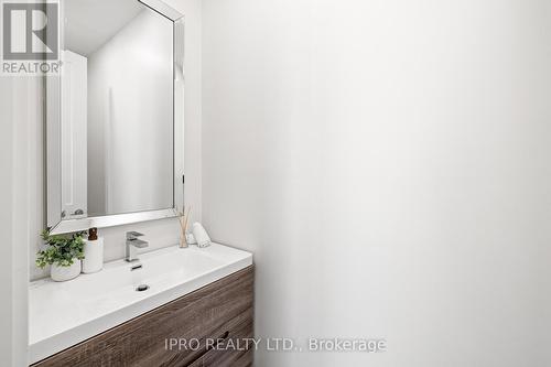 350 Willard Avenue, Toronto (Runnymede-Bloor West Village), ON - Indoor Photo Showing Bathroom