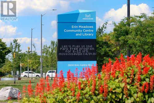 1702 - 2545 Erin Centre Boulevard, Mississauga (Central Erin Mills), ON - Outdoor