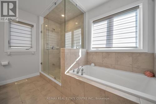 567 Bedi Drive W, Woodstock, ON - Indoor Photo Showing Bathroom