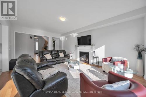 567 Bedi Drive W, Woodstock, ON - Indoor Photo Showing Living Room With Fireplace