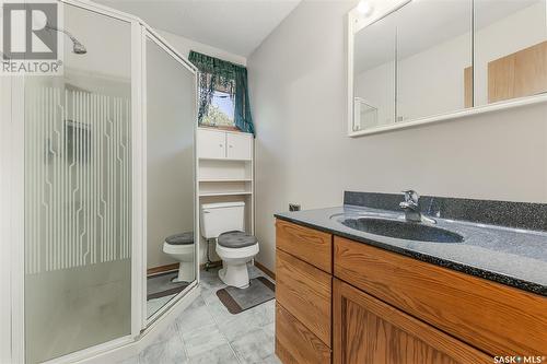 105 Cemetery Road, Lumsden, SK - Indoor Photo Showing Bathroom