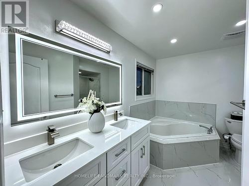 8 Stotts Crescent, Markham (Wismer), ON - Indoor Photo Showing Bathroom