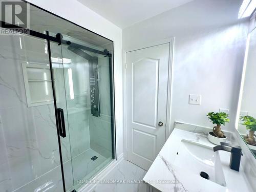 8 Stotts Crescent, Markham (Wismer), ON - Indoor Photo Showing Bathroom