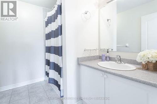 8 Long Meadow Road, Brampton (Bram East), ON - Indoor Photo Showing Bathroom