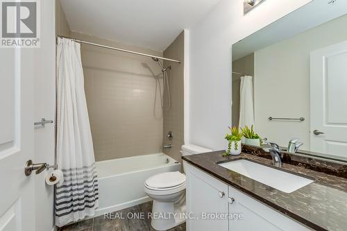 902 - 81 Robinson Street, Hamilton (Durand), ON - Indoor Photo Showing Bathroom