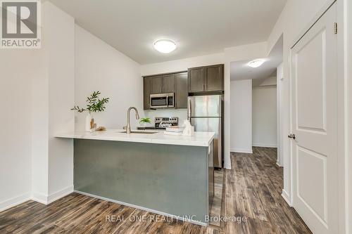 902 - 81 Robinson Street, Hamilton (Durand), ON - Indoor Photo Showing Kitchen