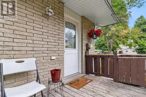 4517 Sussex Drive, Niagara Falls, ON - Outdoor With Deck Patio Veranda With Exterior