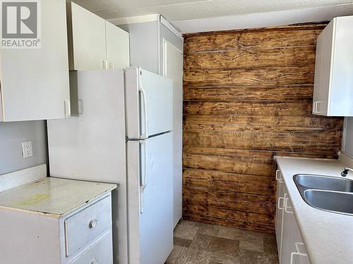 7224 Giscome Road, Prince George, BC - Indoor Photo Showing Kitchen With Double Sink