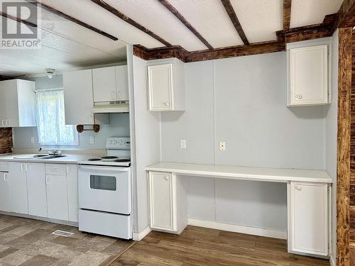 7224 Giscome Road, Prince George, BC - Indoor Photo Showing Kitchen With Double Sink