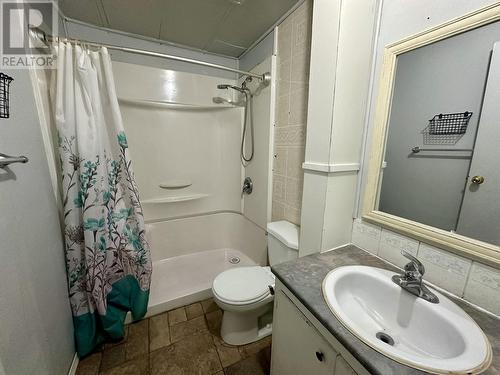 7224 Giscome Road, Prince George, BC - Indoor Photo Showing Bathroom