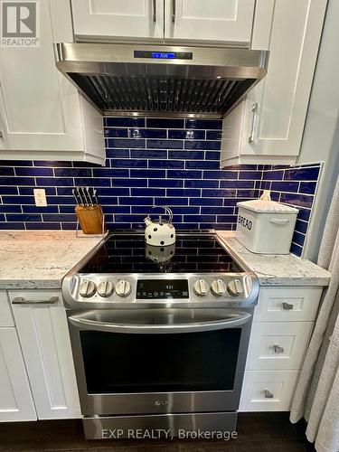 161 Sellers Avenue, Toronto (Caledonia-Fairbank), ON - Indoor Photo Showing Kitchen