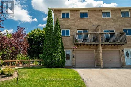 13 - 1155 Paramount Drive, Hamilton (Stoney Creek Mountain), ON - Outdoor With Balcony