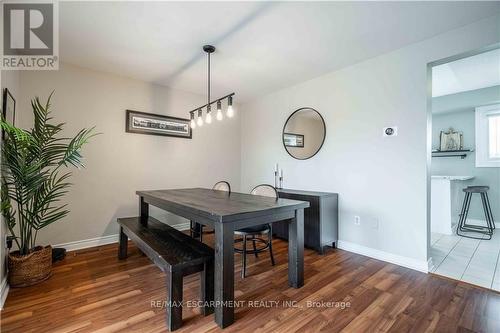 13 - 1155 Paramount Drive, Hamilton (Stoney Creek Mountain), ON - Indoor Photo Showing Dining Room