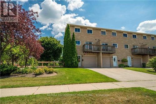 13 - 1155 Paramount Drive, Hamilton (Stoney Creek Mountain), ON - Outdoor With Balcony