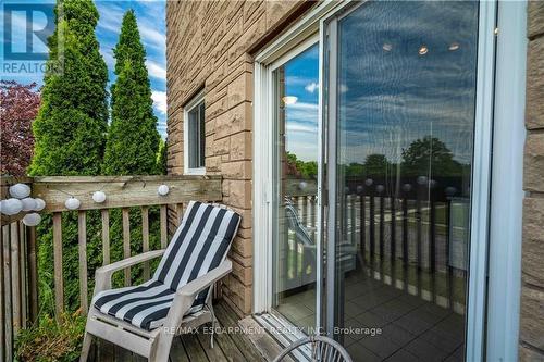 13 - 1155 Paramount Drive, Hamilton (Stoney Creek Mountain), ON - Outdoor