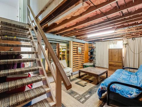 2621 5Th Ave, Castlegar, BC - Indoor Photo Showing Basement