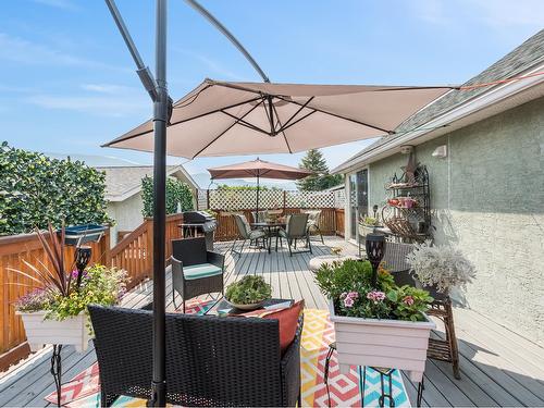 2621 5Th Ave, Castlegar, BC - Outdoor With Deck Patio Veranda With Exterior