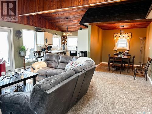 6 Sleepy Hollow Road, Jackfish Murray, SK - Indoor Photo Showing Living Room