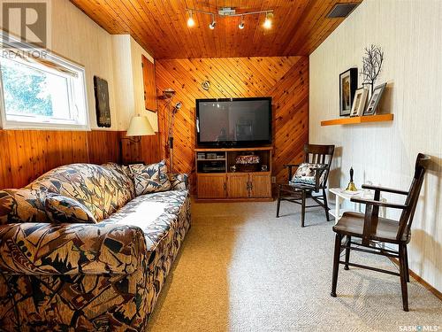 6 Sleepy Hollow Road, Jackfish Murray, SK - Indoor Photo Showing Living Room