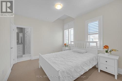 3298 Rattlesnake Path, Oakville (Uptown Core), ON - Indoor Photo Showing Bedroom