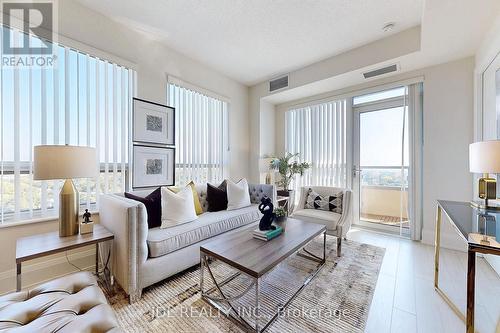 1506 - 120 Harrison Garden Boulevard, Toronto (Willowdale East), ON - Indoor Photo Showing Living Room