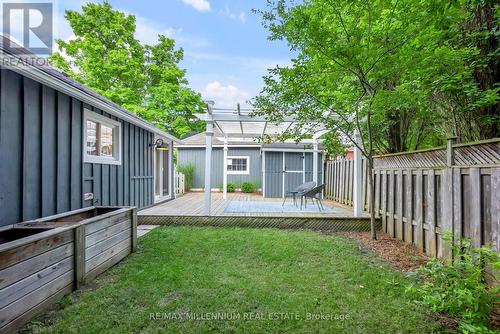 11 George Street, New Tecumseth (Tottenham), ON - Outdoor With Exterior