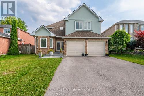 238 Bristol Road, Newmarket, ON - Outdoor With Facade