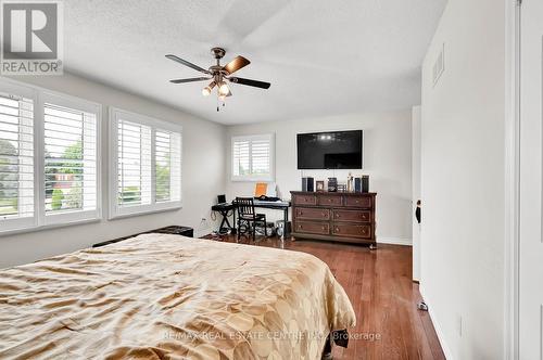 238 Bristol Road, Newmarket (Bristol-London), ON - Indoor Photo Showing Bedroom