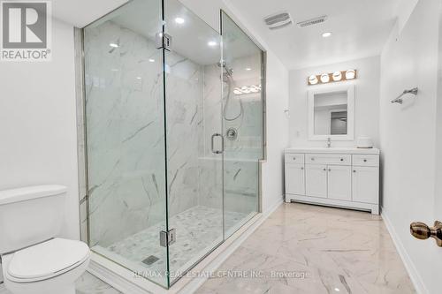 238 Bristol Road, Newmarket, ON - Indoor Photo Showing Bathroom