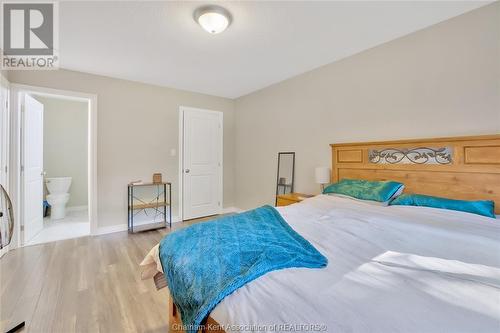 239 Walnut Street West, Bothwell, ON - Indoor Photo Showing Bedroom