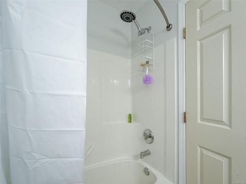 2436 Otter Point Rd, Sooke, BC - Indoor Photo Showing Bathroom