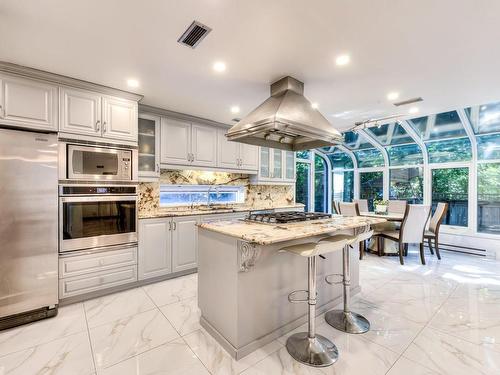 Cuisine - 5782 Rue Fleet, Hampstead, QC - Indoor Photo Showing Kitchen