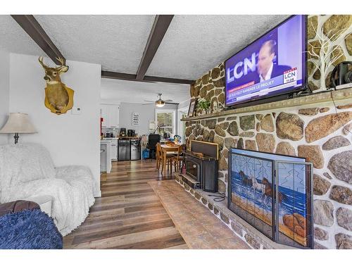 Living room - 1613 Ch. Du Village, Saint-Adolphe-D'Howard, QC - Indoor With Fireplace