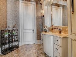 Powder room - 