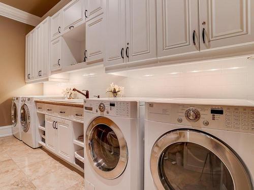 Salle de lavage - 814 Rue Main, Hudson, QC - Indoor Photo Showing Laundry Room